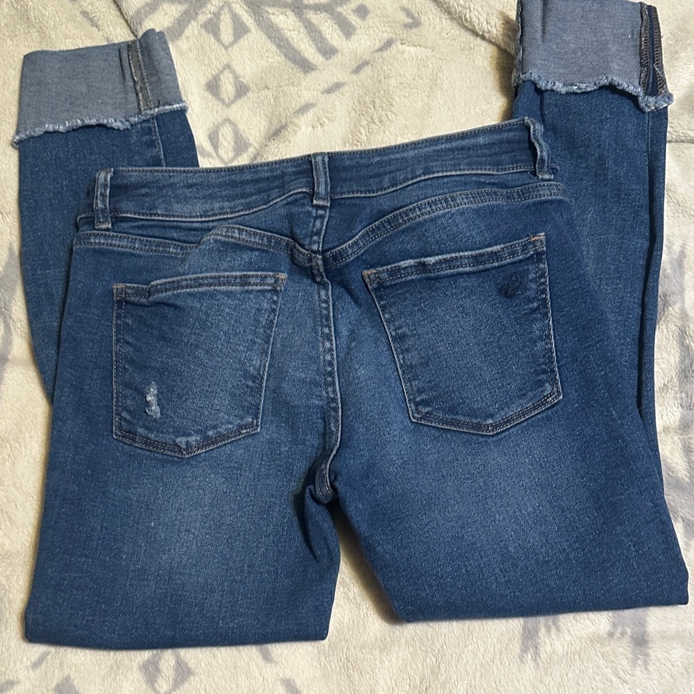 A206. DL1961 Women's Blue cuffed Cropped skinny Jeans